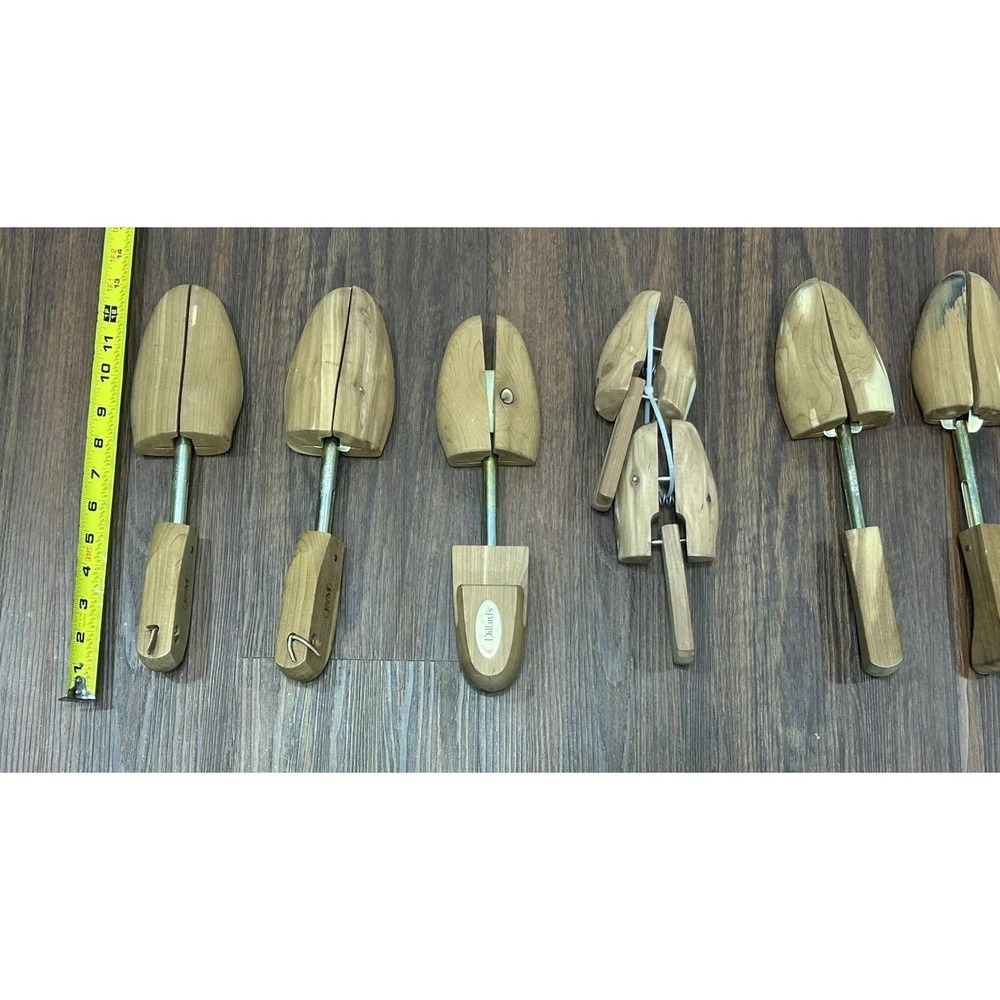 Shoe Trees Stretchers Clarks Dillards J&M Cedar Set Of 7